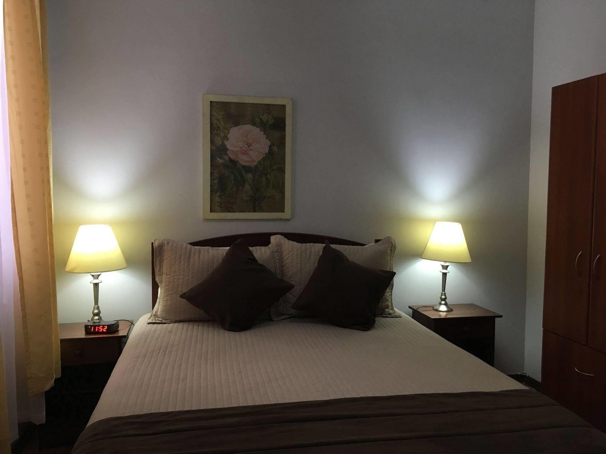 Residencial Universitaria ซานติอาโก ภายนอก รูปภาพ