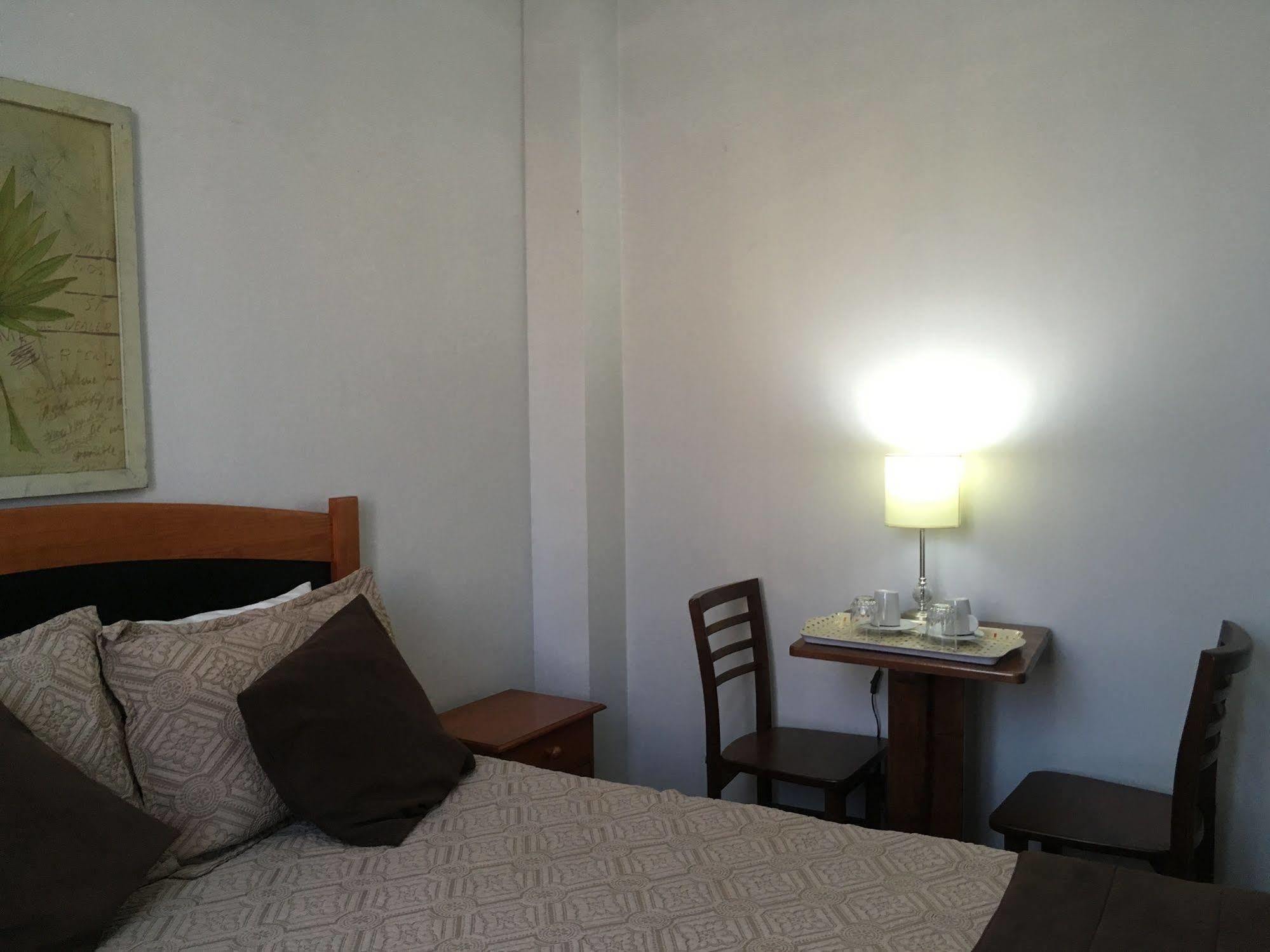 Residencial Universitaria ซานติอาโก ภายนอก รูปภาพ
