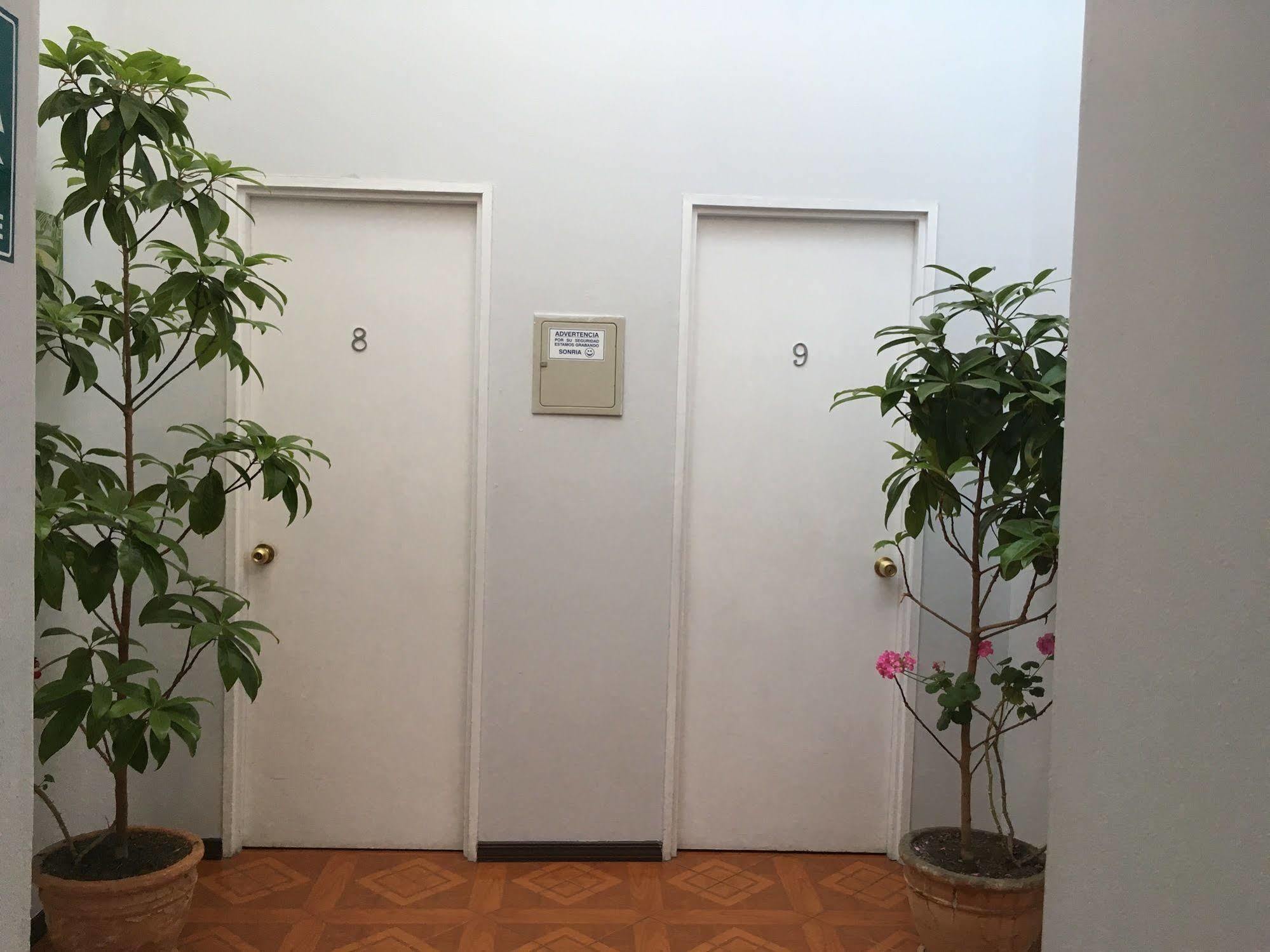 Residencial Universitaria ซานติอาโก ภายนอก รูปภาพ
